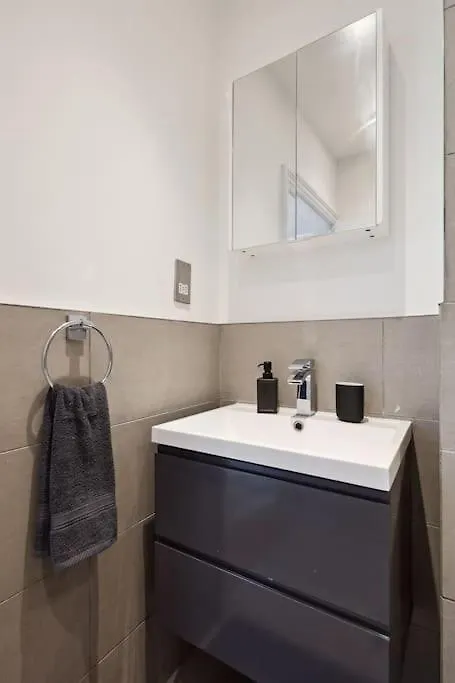 Apartment Ferienwohnung Luxury Urban Living - 1 Bdr London Großbritannien
